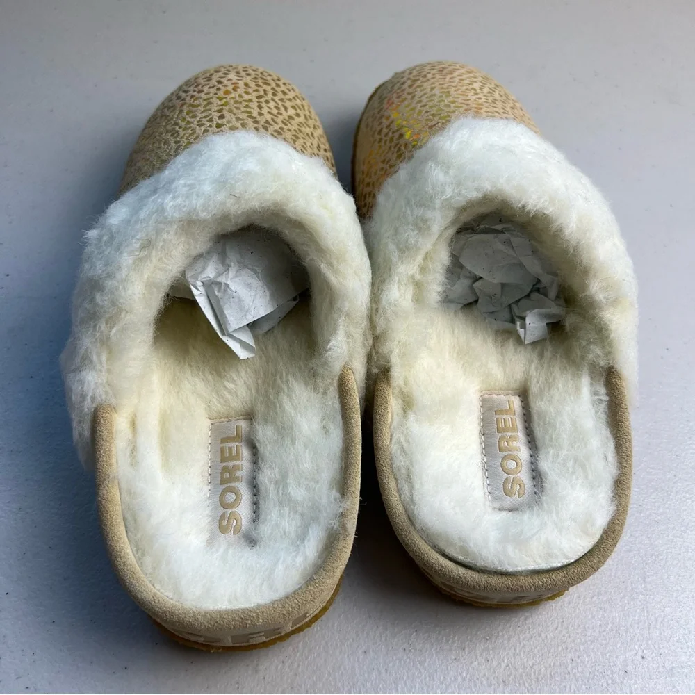 Sorel NEW Nakiska Slide II Ceramic Gum Tan Slippers Girls Youth Size 2, 3, 4, 5